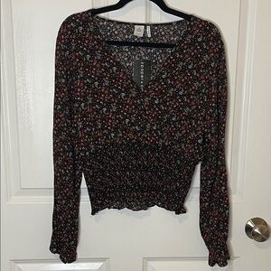 Paper Crane NWT, size Large (cute fall micro-floral + smocked waist/peplum vibe)